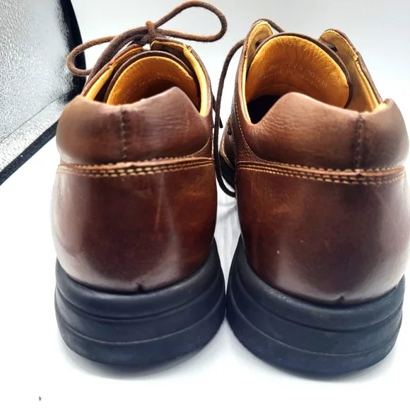 10.5 M JOHNSTON & MURPHY SHULER BICYCLE 20-7223 DRESS SHEEPSKIN SHOE BROWN - Picture 13 of 13